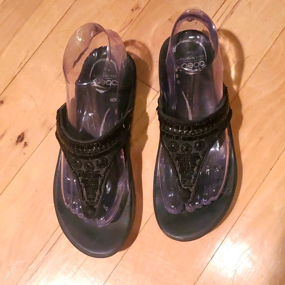 Abeo Bio‎ System Brisa Black Embellished Sz. 7 2" Platform Sandals Flip Flops